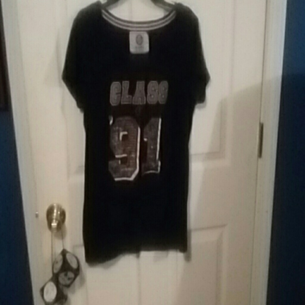 Class of '91 jersey top.